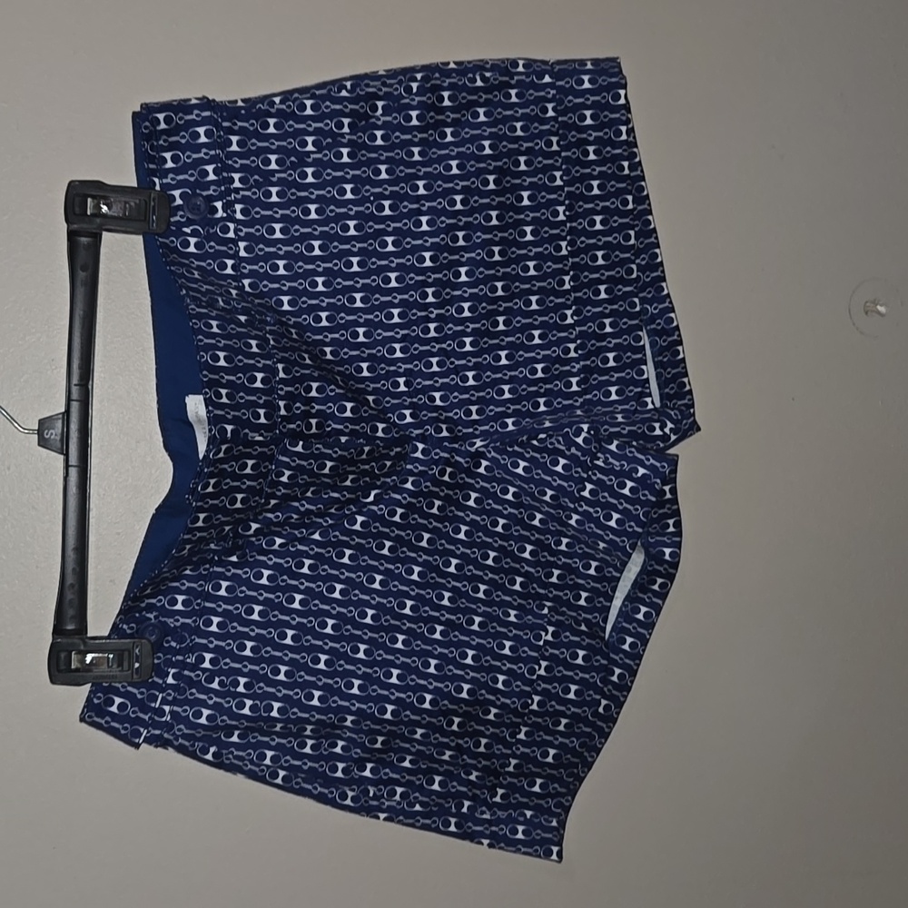 New York And Company style Shorts. No rips or stains. Never worn. No tags.
